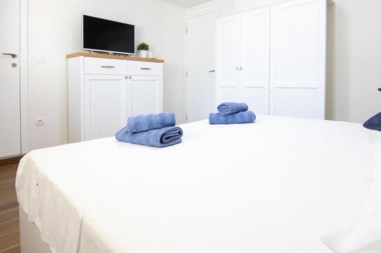 Dvori Stipanovi With Heated Pool And Jacuzzi Villa Donje Rascane Екстериор снимка